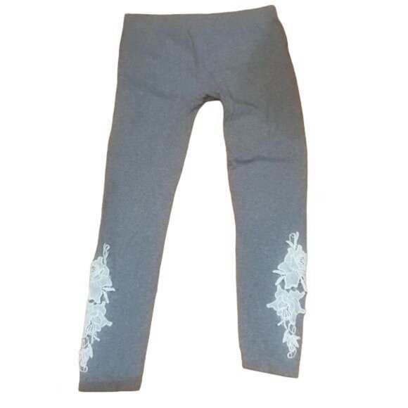 Gray Leggings with White Appliqués OSFM - Picture 2 of 6